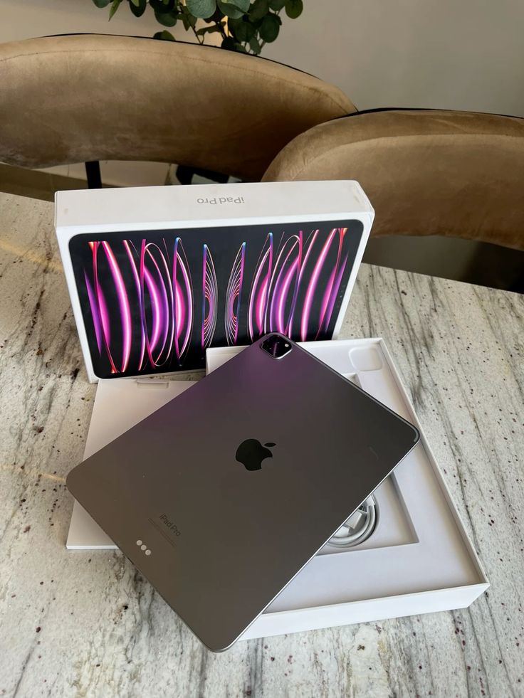 تبلت اپل مدل iPad Pro 13 M4 Wi-Fi (2024) Standard Glass